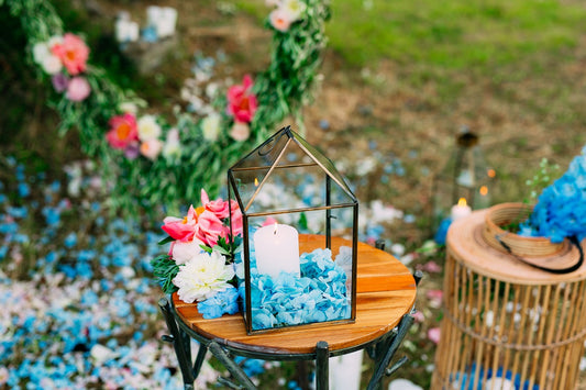 DIY Wedding Lantern Centerpiece Ideas | WeddingDecor.com